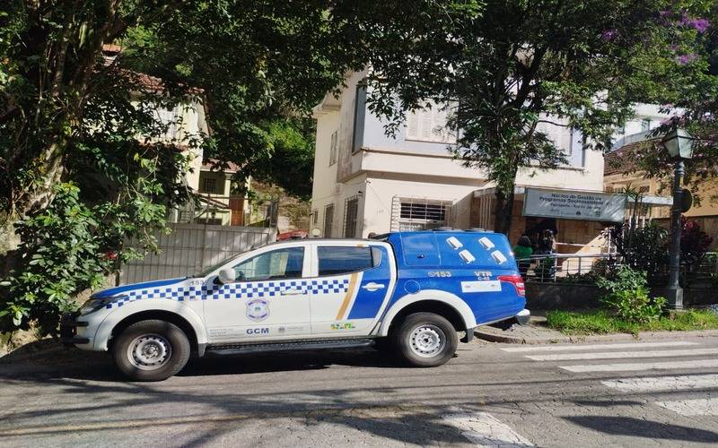 Núcleo de Gestão de Programas Socioassistenciais invadida na Rua Dom Pedro