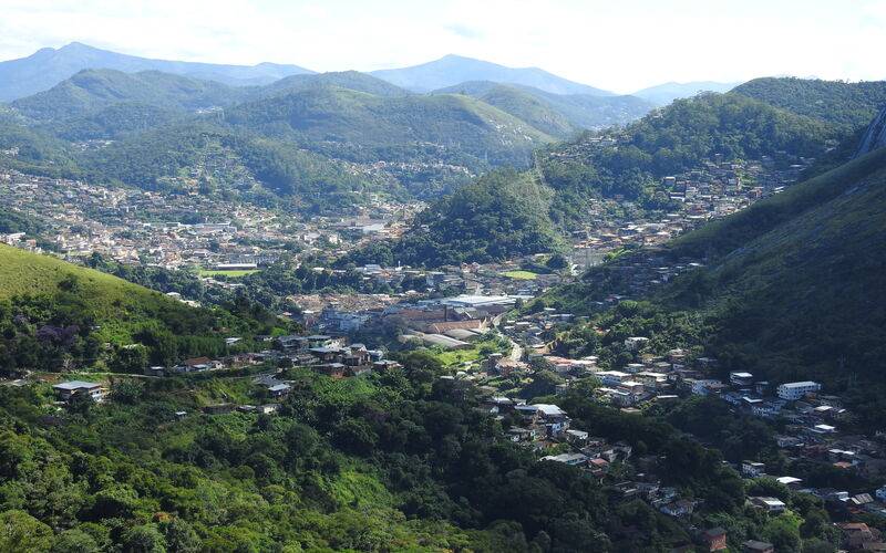 Prefeitura finaliza projeto de abairramento que formaliza 44 bairros de Petrópolis
