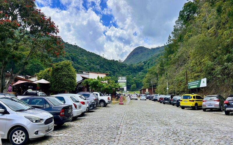 Feirinha de Itaipava celebra aniversário de Petrópolis e reforça tradição turística da