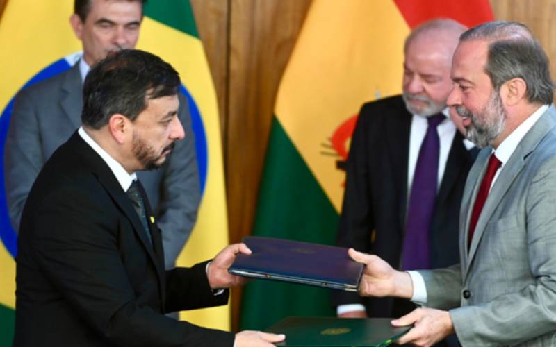 Brasil e Bolívia firmam acordo para troca de energia e integração dos sistemas elétric