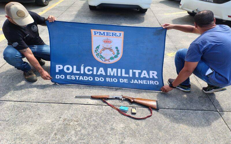 Araras: arma apreendida em ação integrada