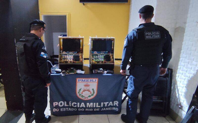 PM apreende máquinas caça-níquel no Alto da Serra