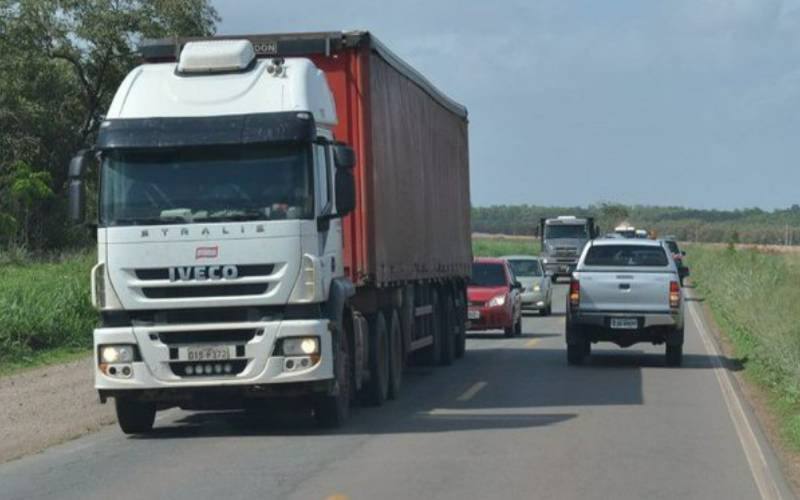 Governo do Brasil adota fiscalização eletrônica total para garantir frete a caminhonei