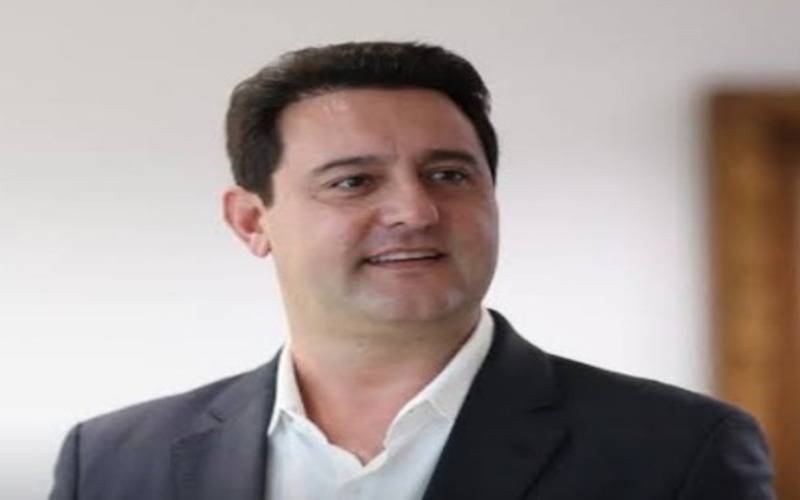 Ratinho Junior desiste de pré-candidatura à Presidência