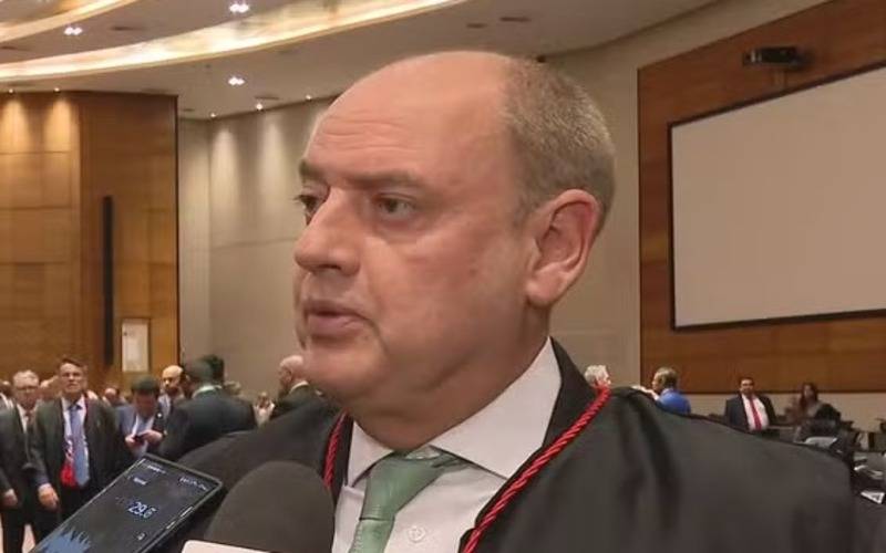 Quem é Ricardo Couto, governador interino que terá a missão de organizar mandato tampã