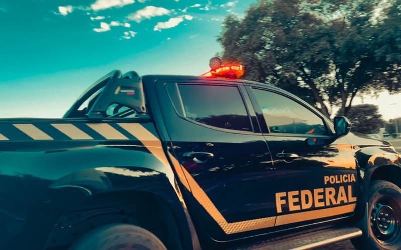 PF efetiva extradição de estrangeiro procurado pela INTERPOL