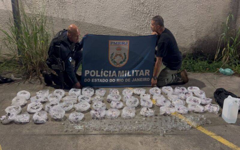 Ação da PM causa prejuízo de R$ 20 ao tráfico na Comunidade do Alemão