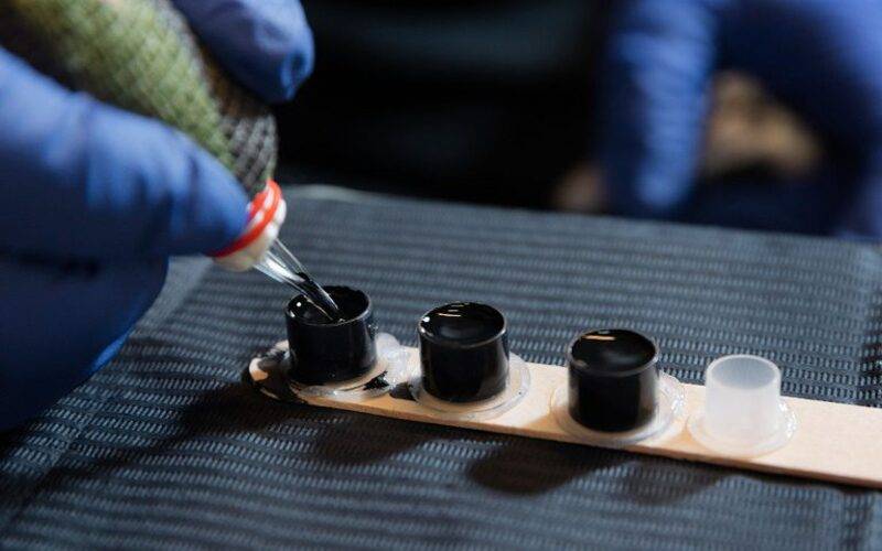 Anvisa proíbe máquina e tintas para tatuagens sem registro sanitário