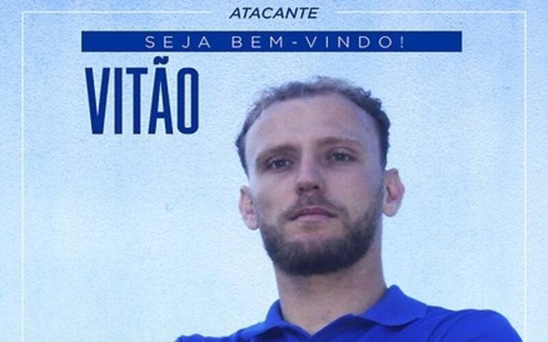 Serrano reforça ataque com centroavante de 1,93m para a temporada 2026