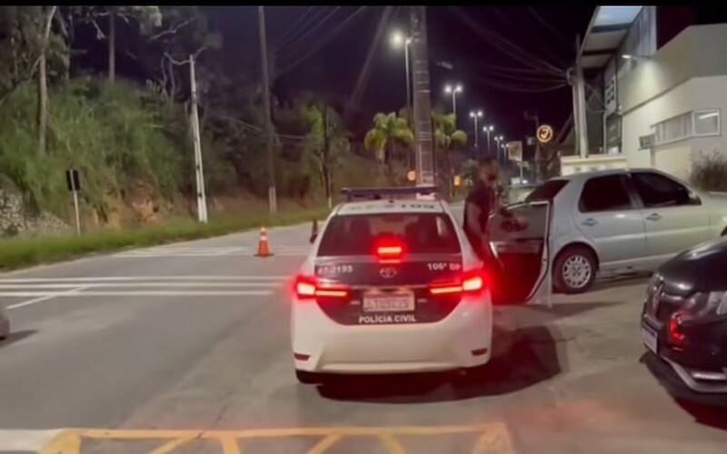 Polícia civil prende homem em flagrante por roubo na Posse