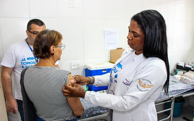 Dia D supera expectativas e vacinação contra gripe tem quase 9 mil vacinados