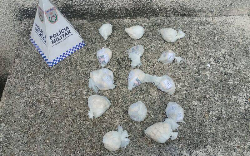 PM apreende mais de 1,2 hg de entorpecentes no Alto da Derrubada