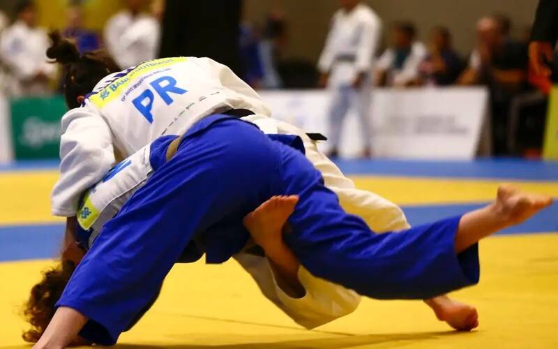 Petropolitanos são contemplados pelo programa Bolsa Atleta