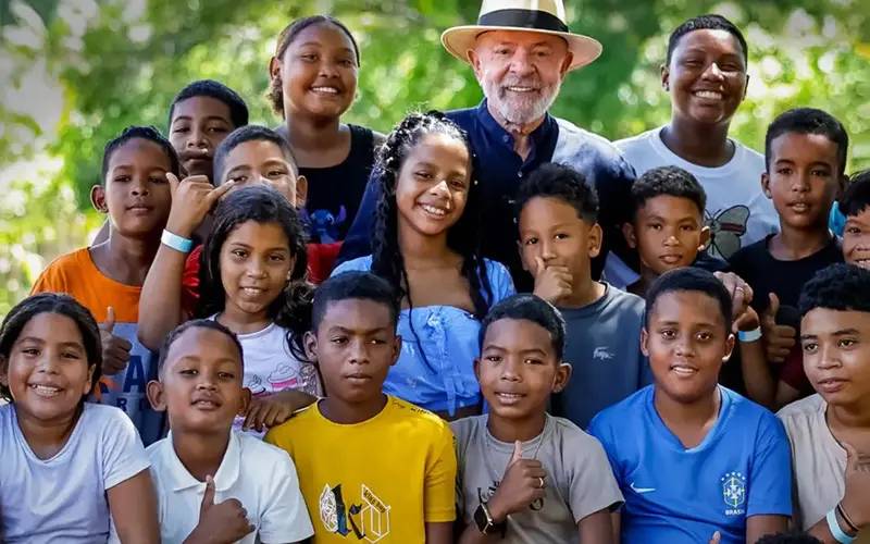 Páscoa é momento de renovação e união, diz Lula em mensagem