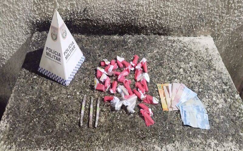 Adolescente é apreendido por tráfico de drogas no São Sebastião