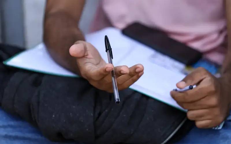 Prazo para pedir isenção da taxa de inscrição no Enem começa no dia 13