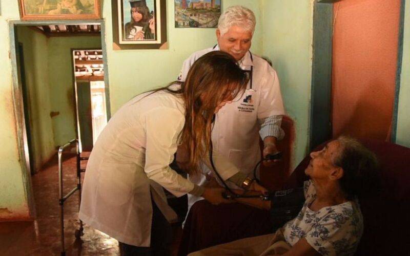 Mais Médicos têm oito vagas para Petrópolis