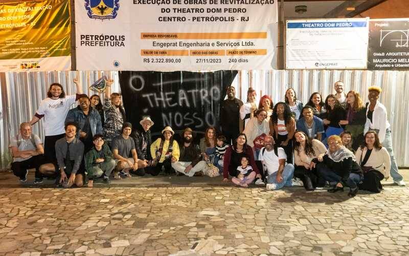 Cultura se mobiliza contra atrasos na obra do Theatro Dom Pedro