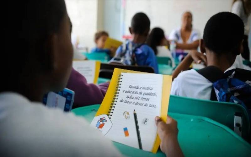 Petrópolis alinha políticas educacionais às diretrizes do novo PNE
