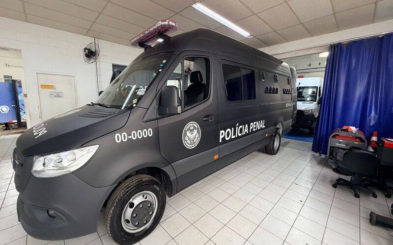 Polícia Penal RJ reforça a frota com mais 39 viaturas para transporte de presos