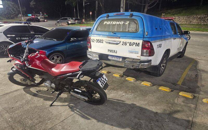 PM prende foragido por homicídio em moto adulterada: ele tentou se passar pelo irmão