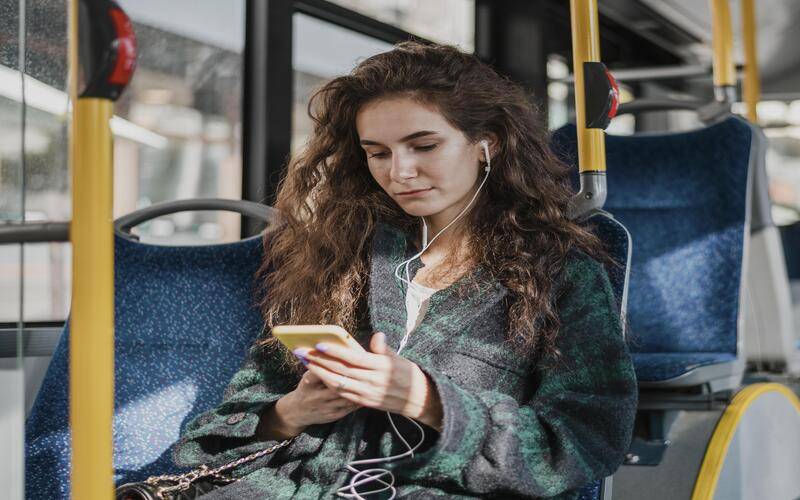 Nova lei contra abuso a mulheres no transporte coletivo é aprovada pela Alerj