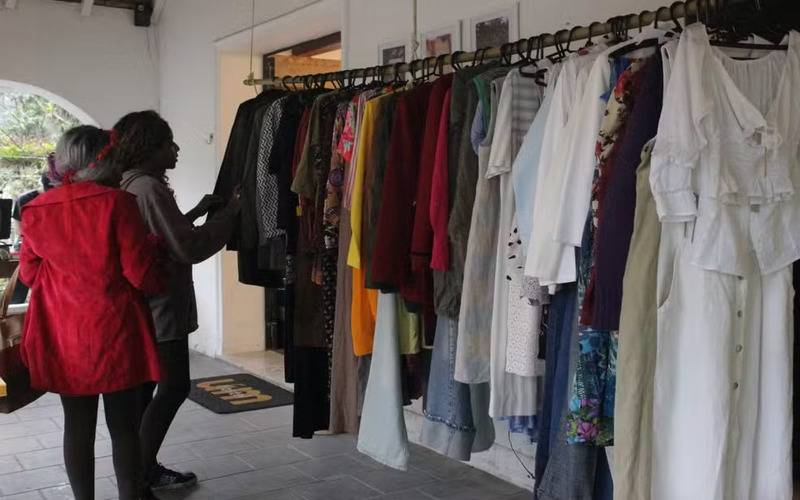 Bazar de Trocas ocorre nesta segunda com moda consciente e consultoria de estilo gratu