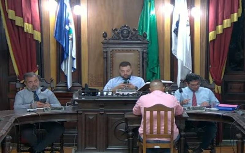 Crise no transporte domina audiência judicial e debate na Câmara em Petrópolis