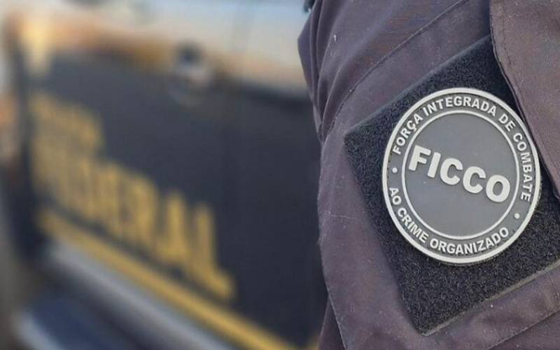 FICCO/RJ captura foragido por contrabando de cigarros em Magé