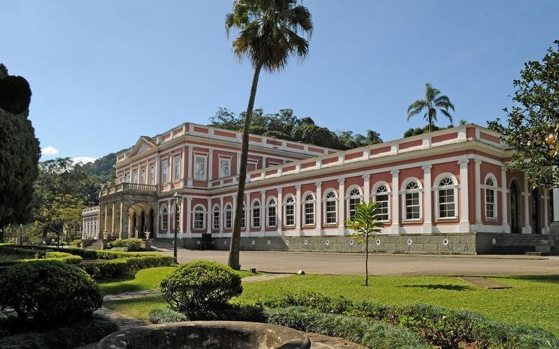 Museu Imperial passa a conceder  entrada gratuita aos domingos para  visitação ao Palá