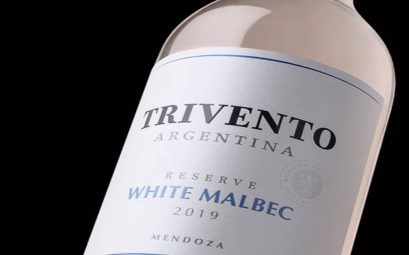Primeira foto: o Malbec branco