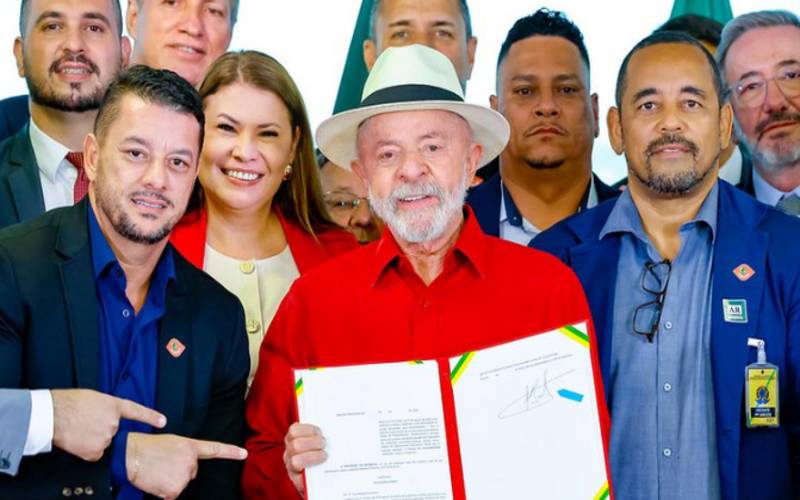 Lula lança linha de R$ 21,2 bi, com menos juros e mais prazo, para compra de caminhões