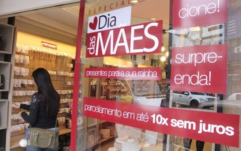 Com gasto médio de R$ 294, Dia das Mães movimenta o comércio de Petrópolis