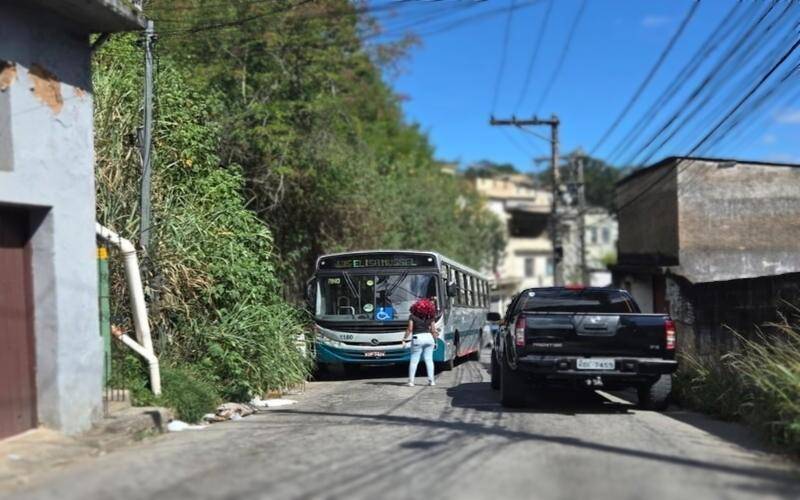 Criança é atropelada por ônibus no Caxambu