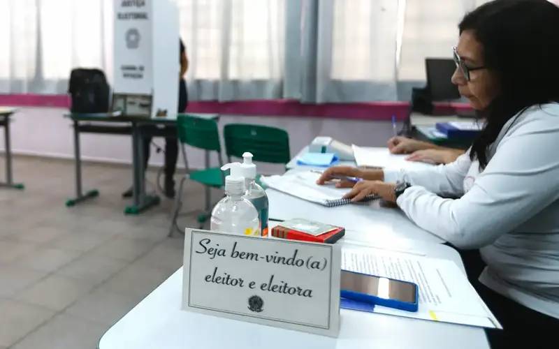 Eleições 2026: eleitor pode se inscrever para ser mesário voluntário