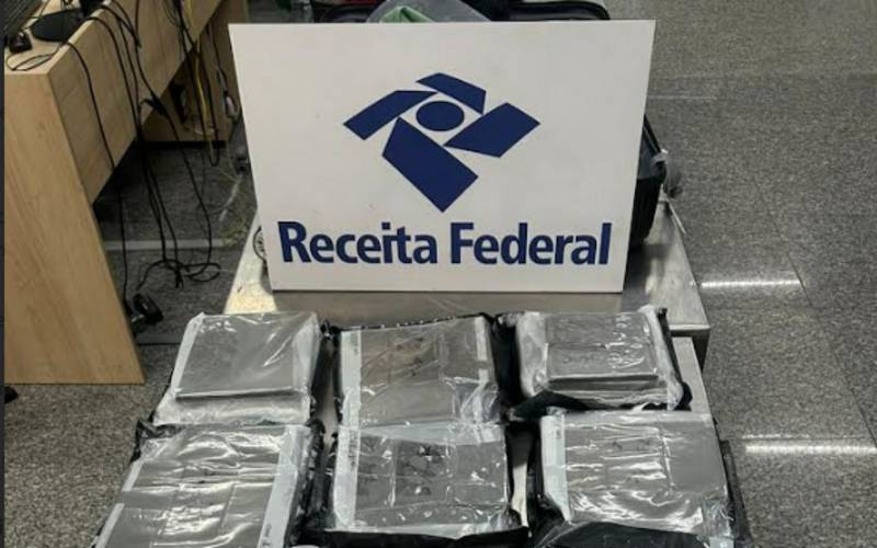 Receita Federal apreende 17,6 kg de haxixe com passageira no Aeroporto do Galeão