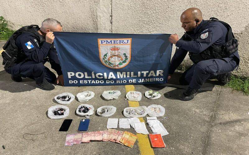 PM prende dois homens por tráfico no Parque São Vicente