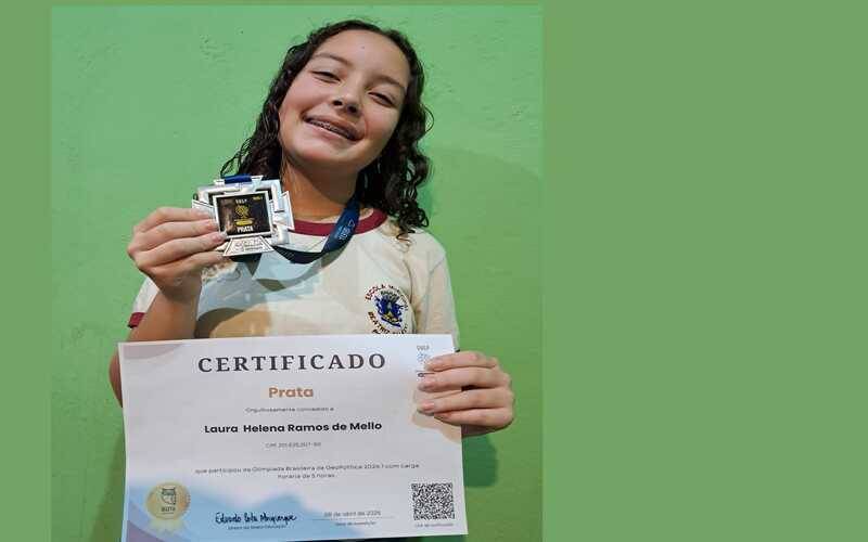 Aluna da rede de Petrópolis conquista prata na Olimpíada Brasileira de Geopolítica