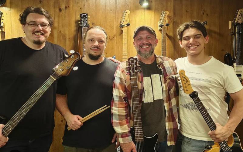 Bicho Ruço se apresenta no Circuito Cervejeiro de Corrida, em Petrópolis, no próximo d