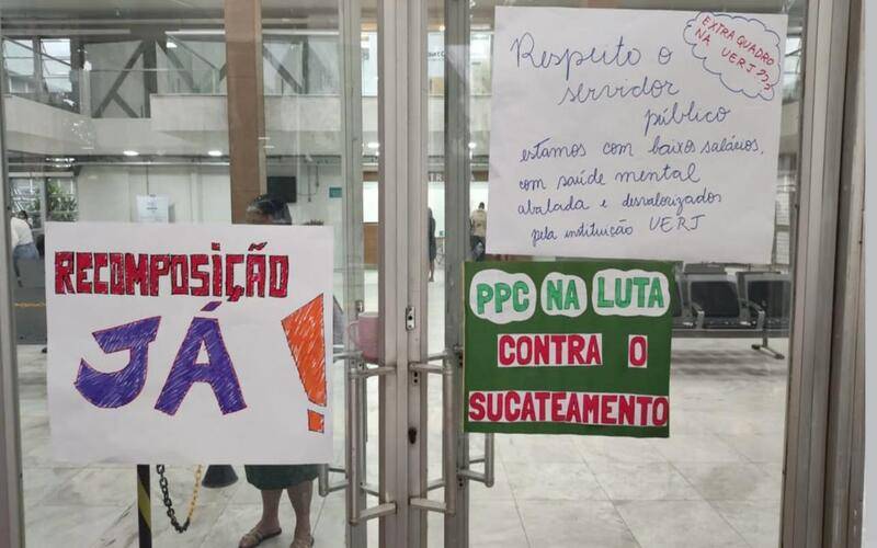 Ato dos servidores em greve da UERJ Petrópolis é adiado; profissionais pedem recomposi