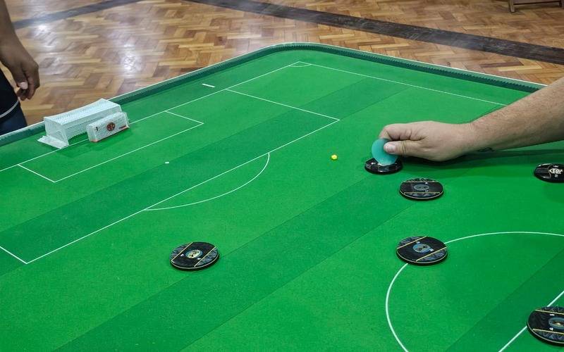 Futebol de botão ganha força em Petrópolis e atletas locais disputam Copa do Mundo da 