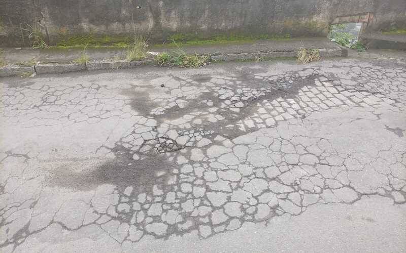 Rachaduras deixam moradores do Atílio Marotti em alerta