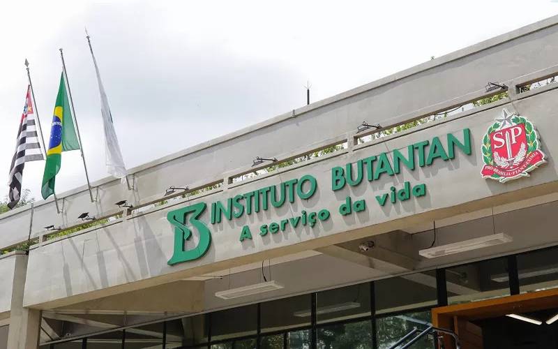 Hesitação vacinal e queda de cobertura entram no centro do debate em simpósio naciona