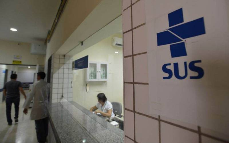 SUS passa a oferecer novo exame para ampliar diagnóstico precoce do câncer de intestin