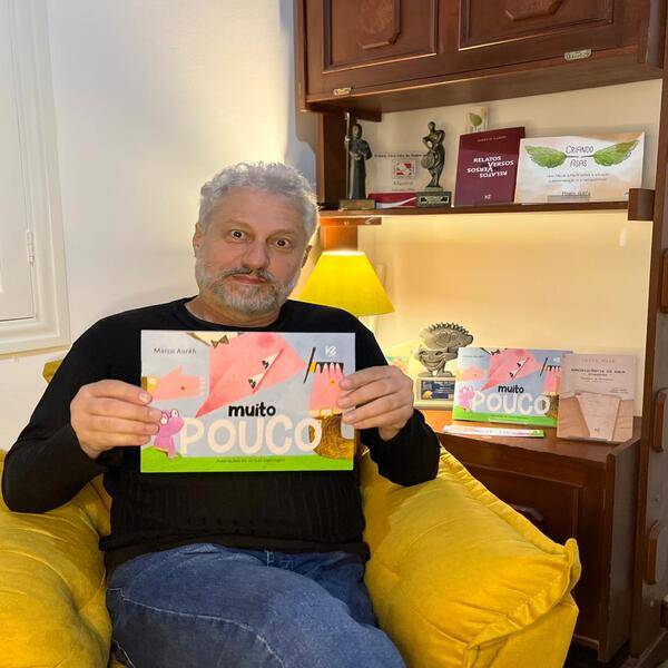 2. Marco Aurêh acaba de lançar novo livro dedicado ao público infantil (Foto: Divulgaç