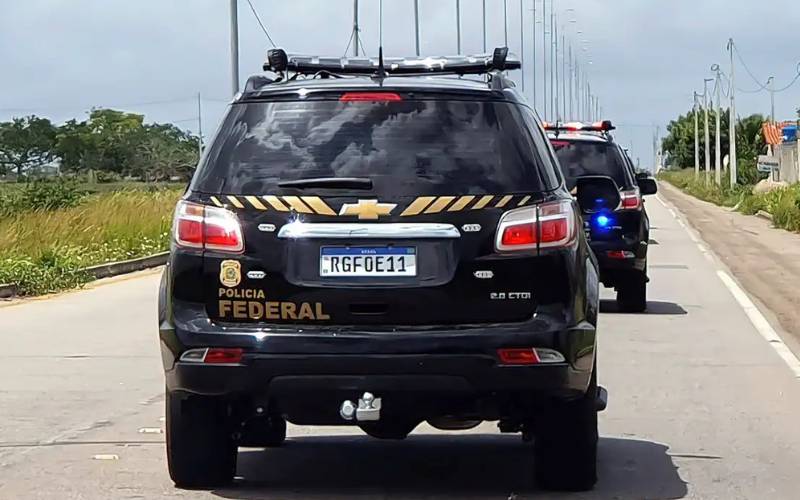 PF apreende armas destinadas a facções criminosas no Rio