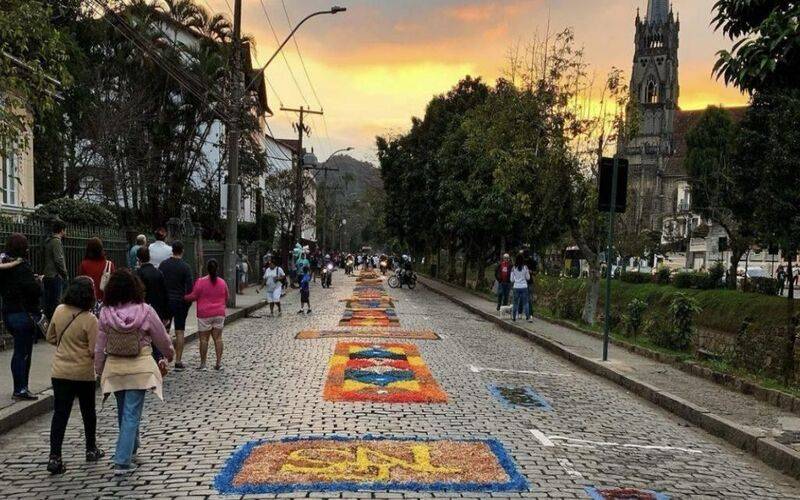 Feriadão de Corpus Christi movimenta o turismo em Petrópolis