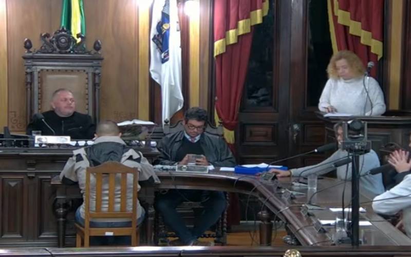 Câmara aprova comissão para discutir decreto de área habitacional em Corrêas