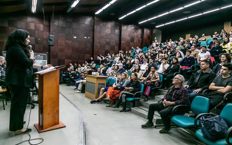 Alunos da rede estadual conquistam medalhas de ouro e prata na Olimpíada Brasileira de