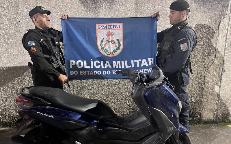 Polícia Militar recupera motocicleta roubada após denúncia no Meio da Serra